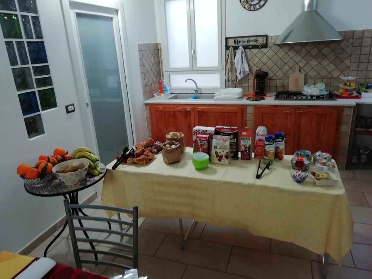 SantʼAntìoco B&B Da Zio Lino المظهر الخارجي الصورة